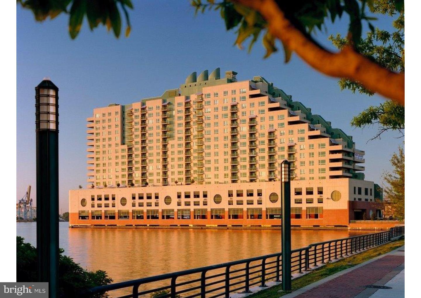 DOCKSIDE CONDOMINIUM - Residential