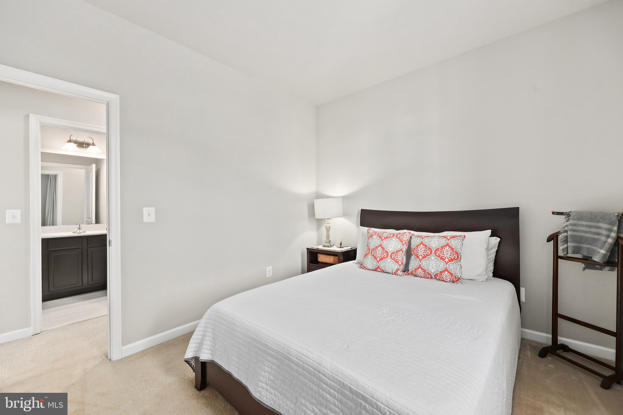 THE BLUFFS AT SLEETER LAKE - Residential