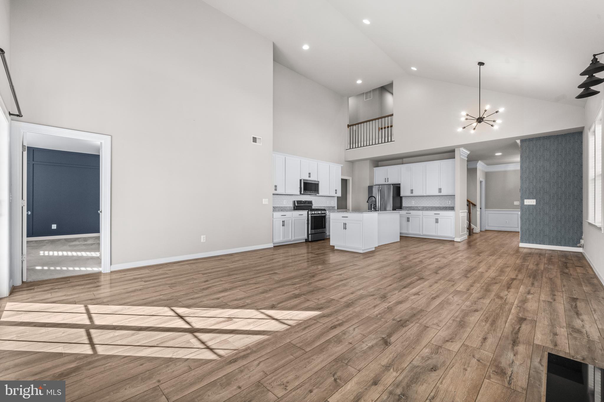 THE BLUFFS AT SLEETER LAKE - Residential