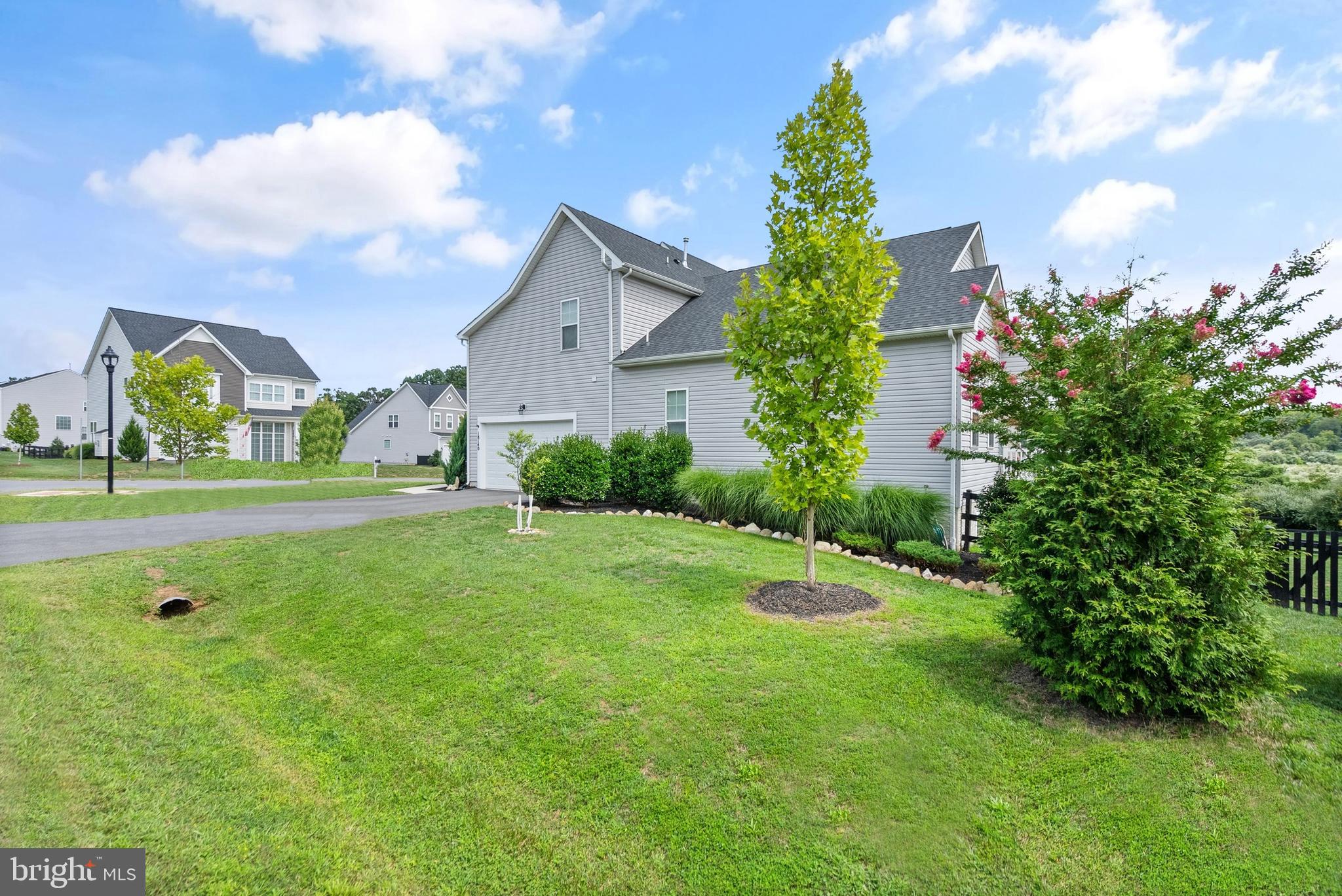 THE BLUFFS AT SLEETER LAKE - Residential