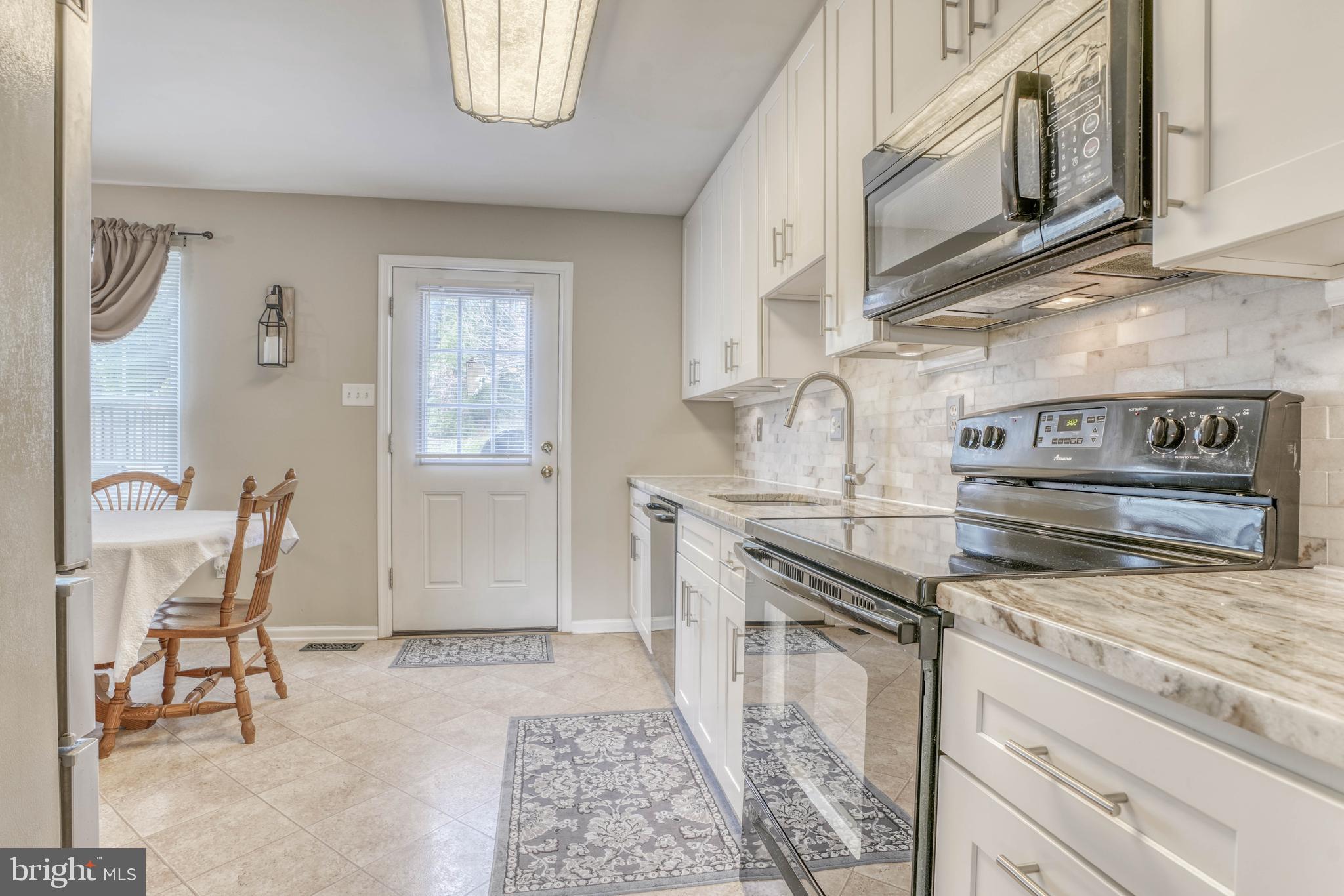 PINEDALE WOODS - Residential