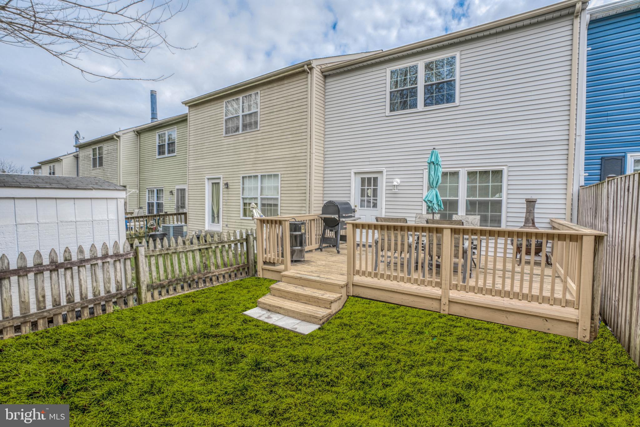 PINEDALE WOODS - Residential