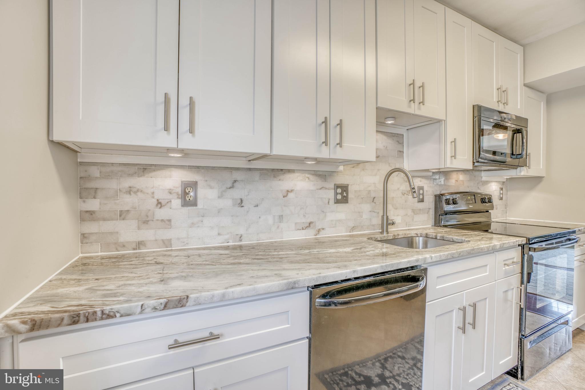 PINEDALE WOODS - Residential