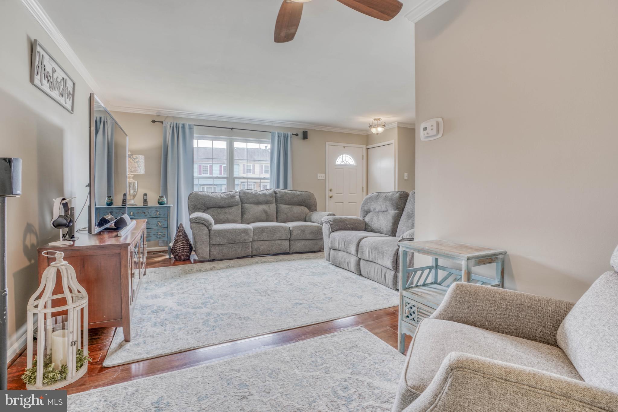 PINEDALE WOODS - Residential