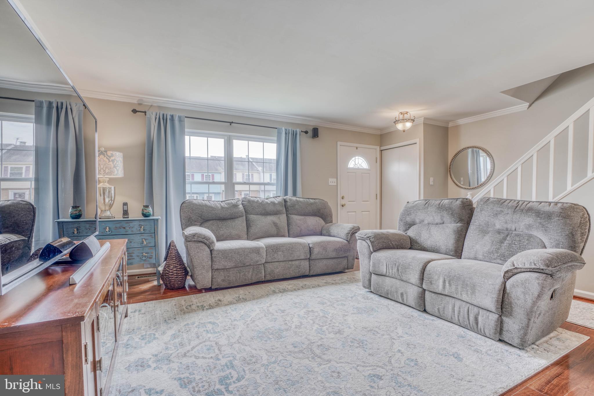 PINEDALE WOODS - Residential