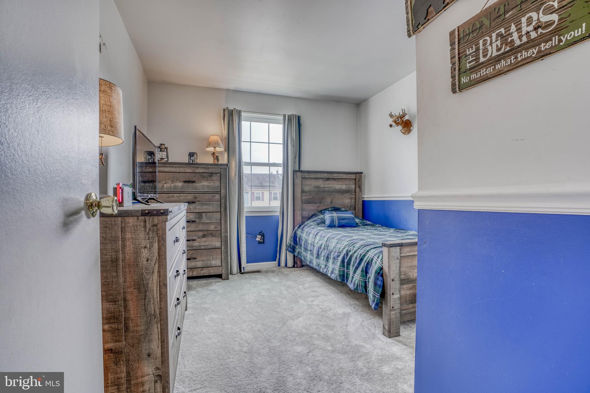 PINEDALE WOODS - Residential