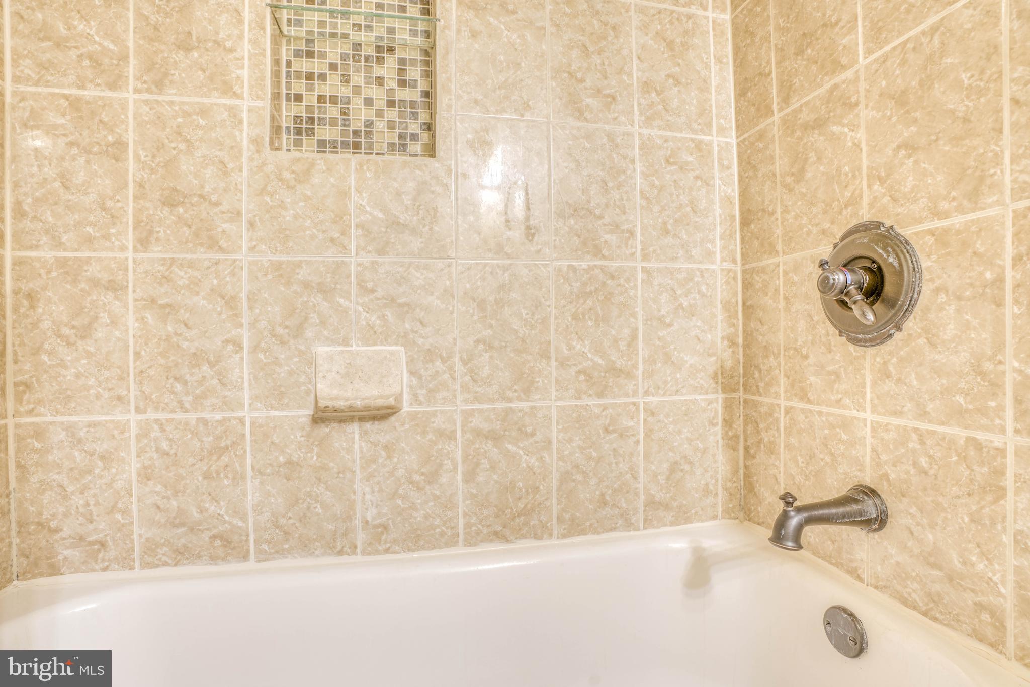 PINEDALE WOODS - Residential