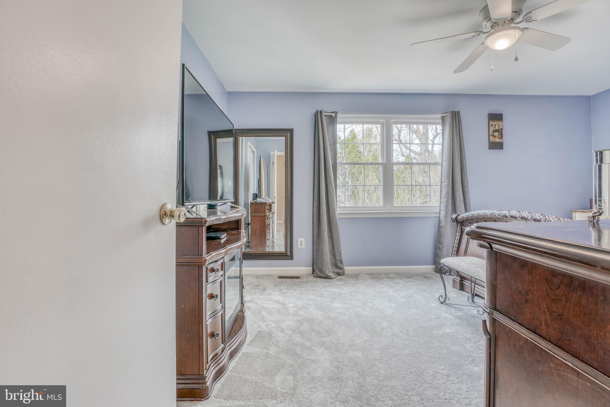 PINEDALE WOODS - Residential