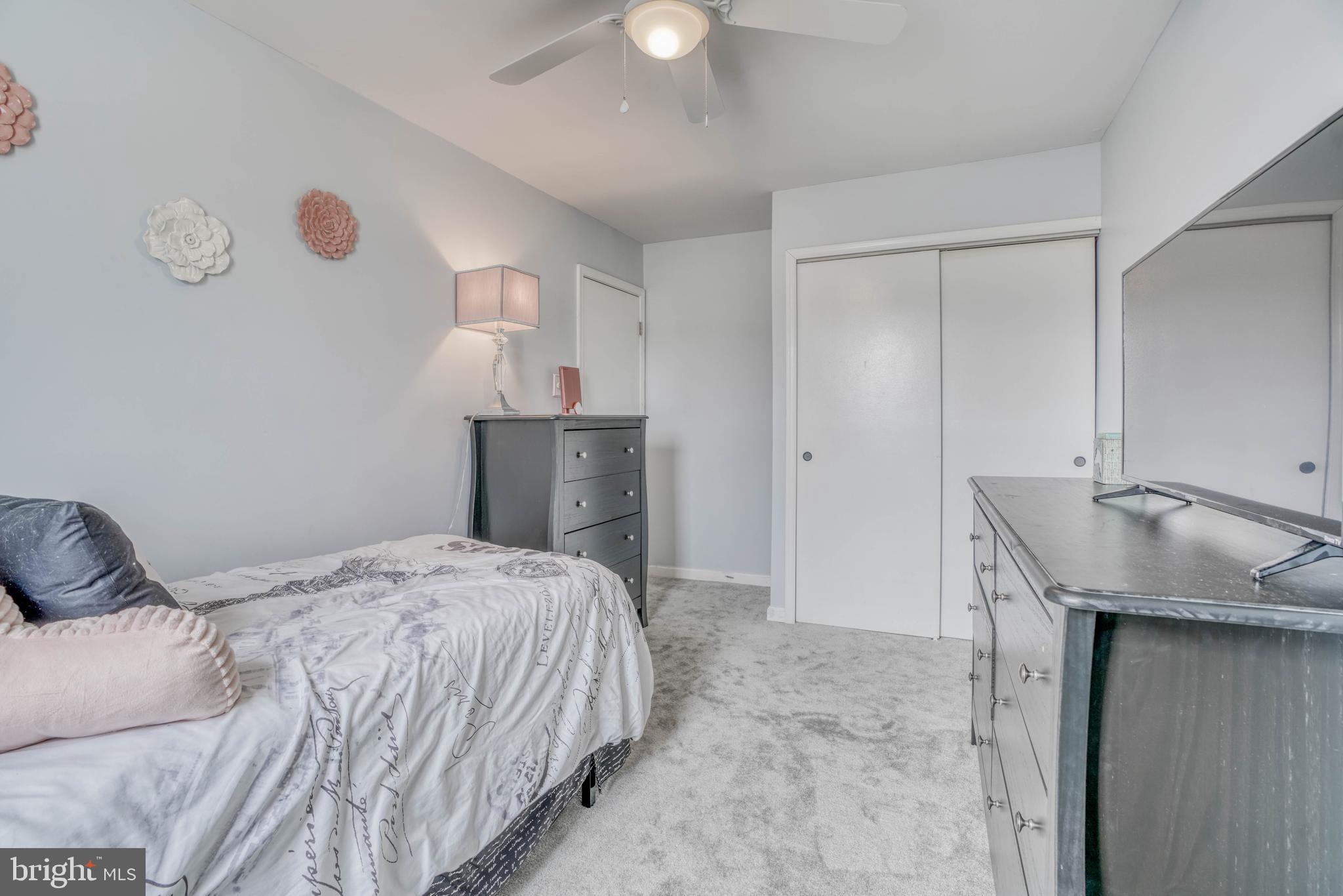 PINEDALE WOODS - Residential