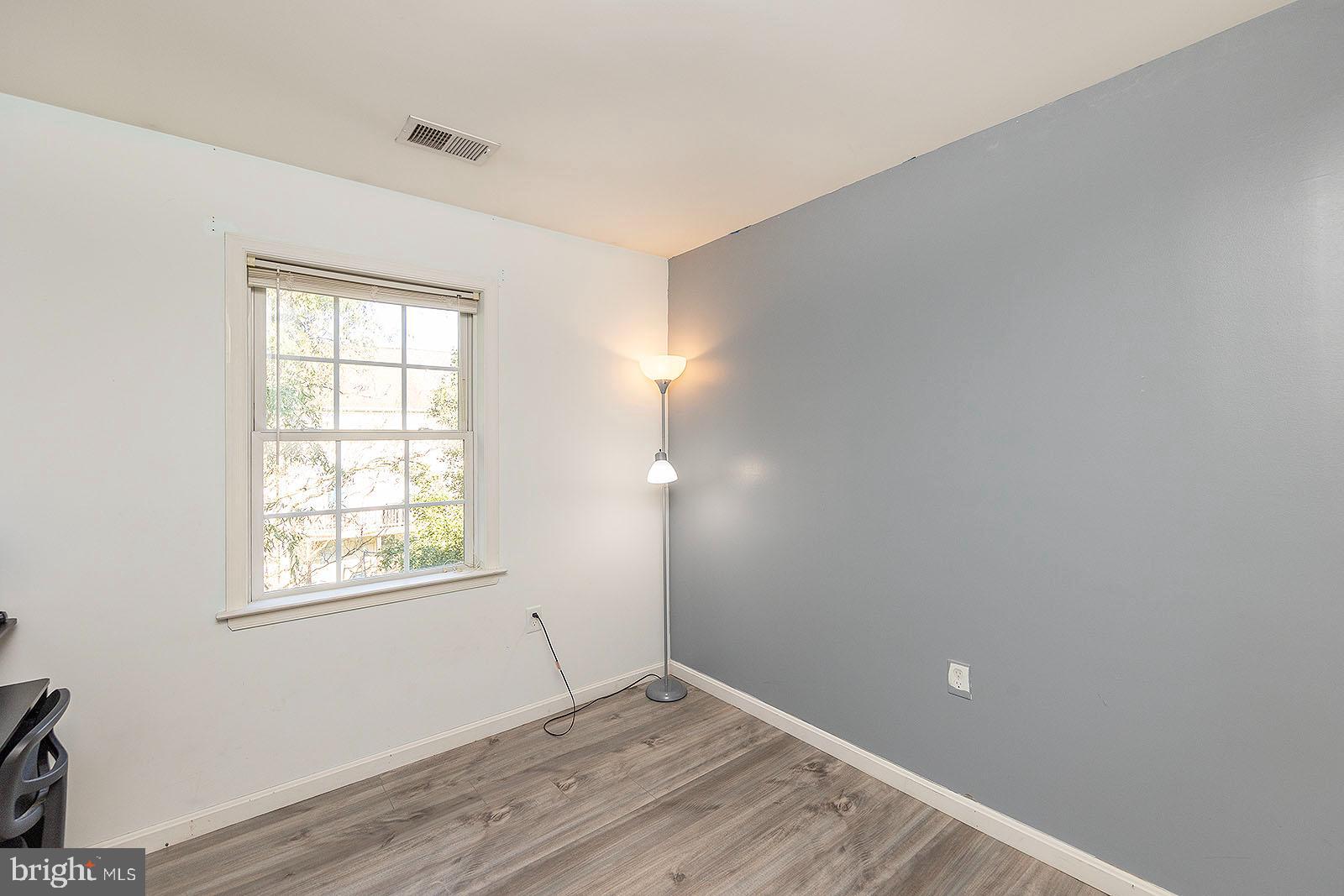 HAMMONDS MILL - Residential