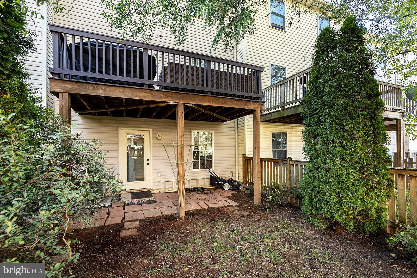 HAMMONDS MILL - Residential