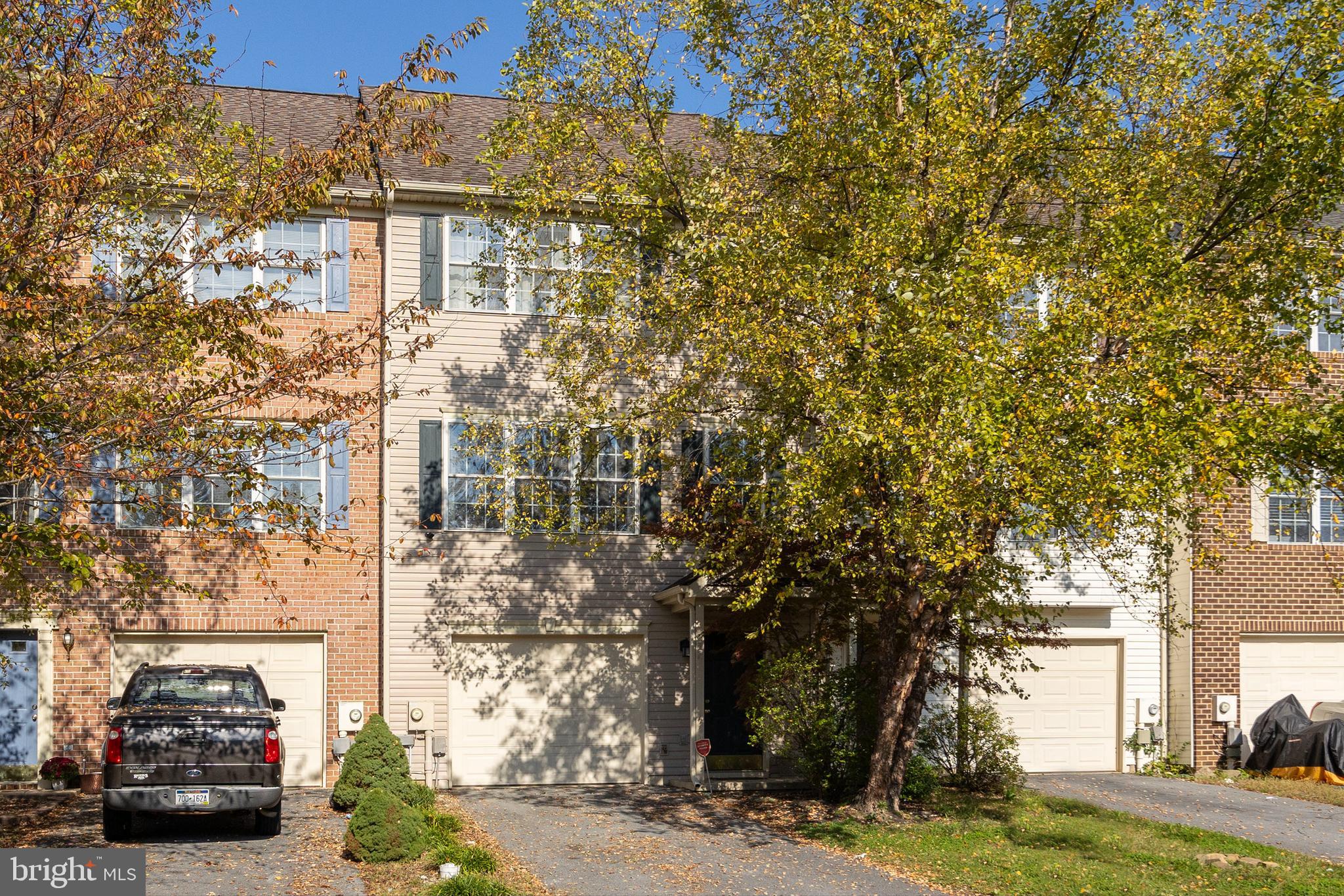 HAMMONDS MILL - Residential