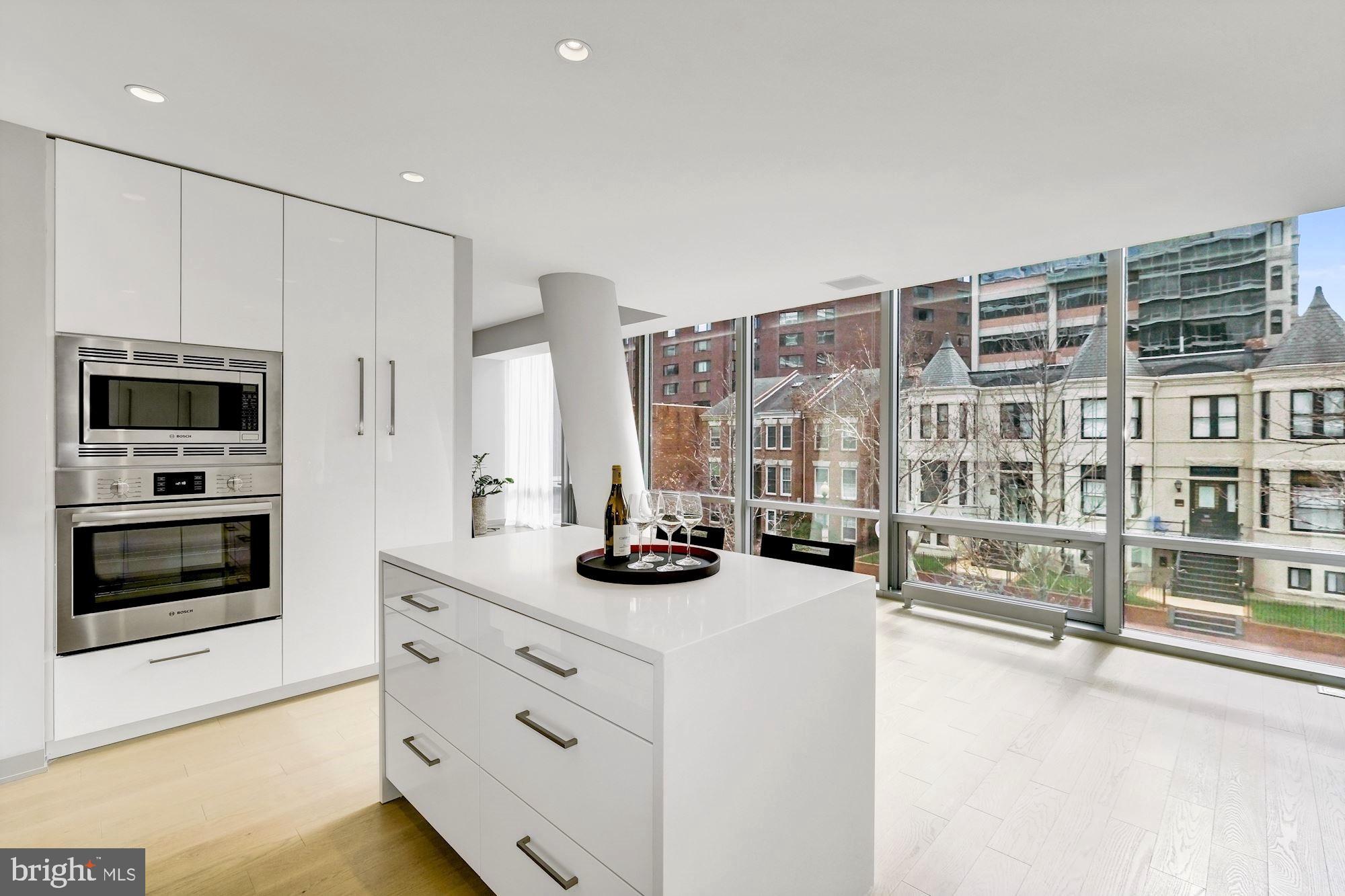 WEST END - Residential