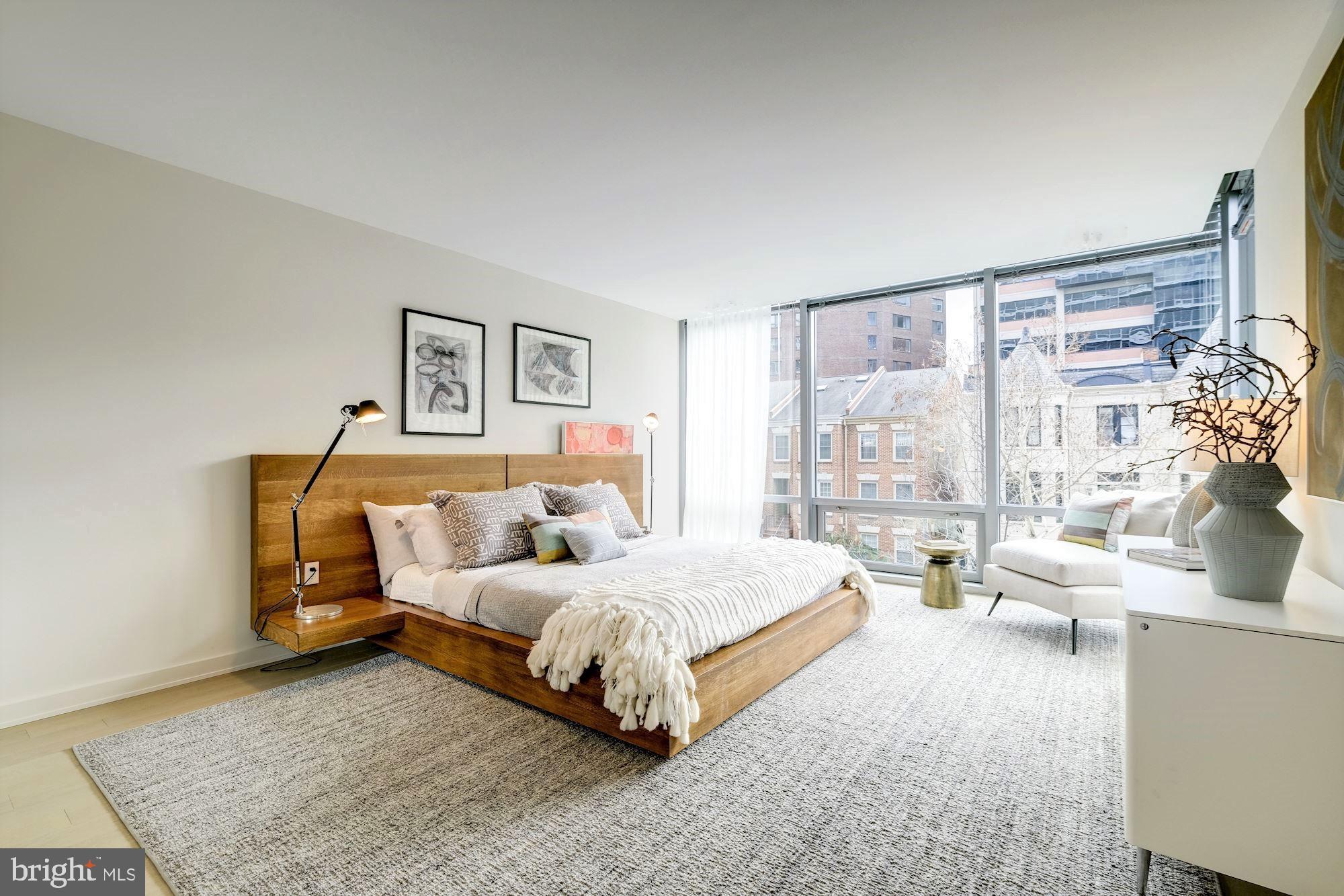 WEST END - Residential