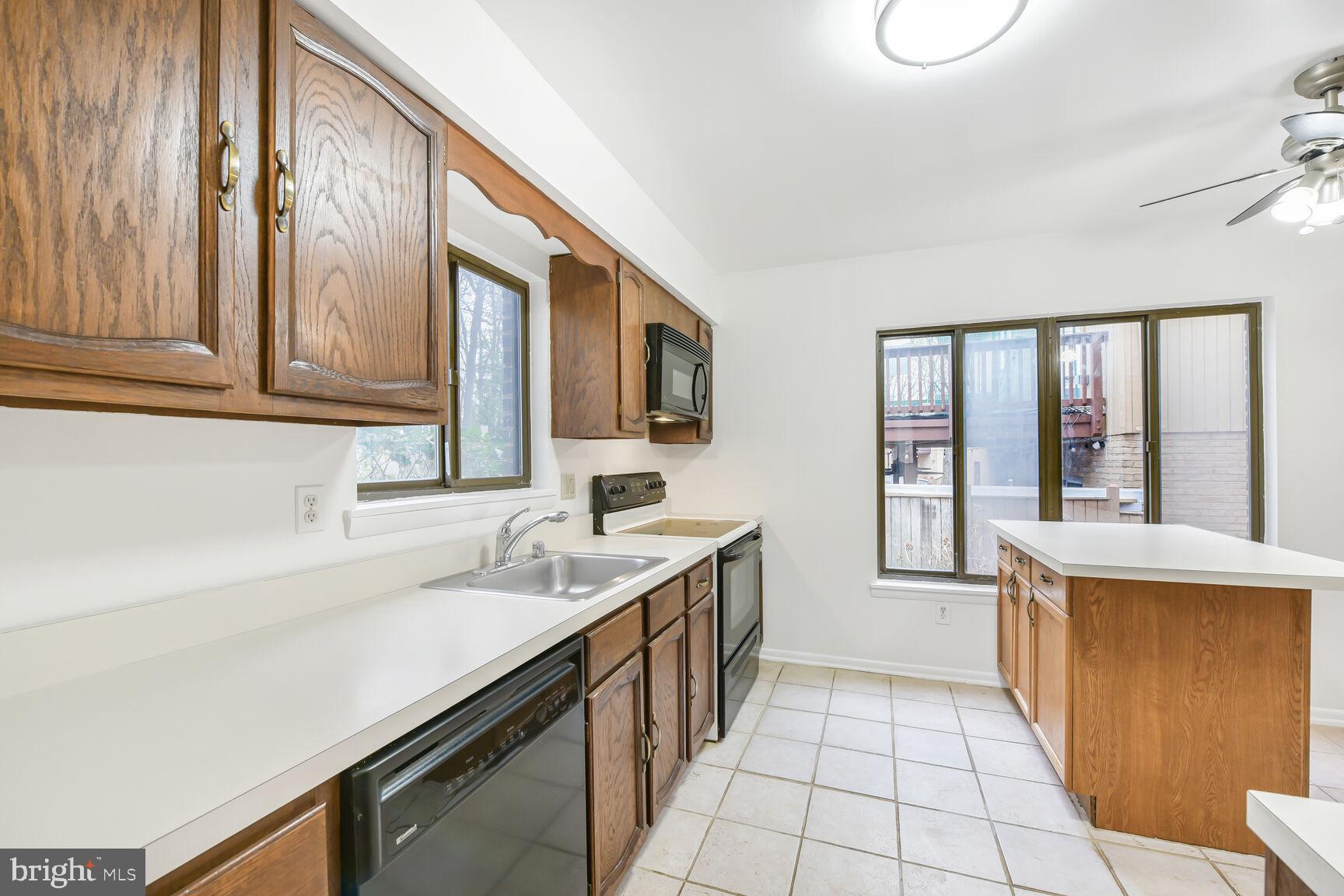 GREAT OAKS - Residential