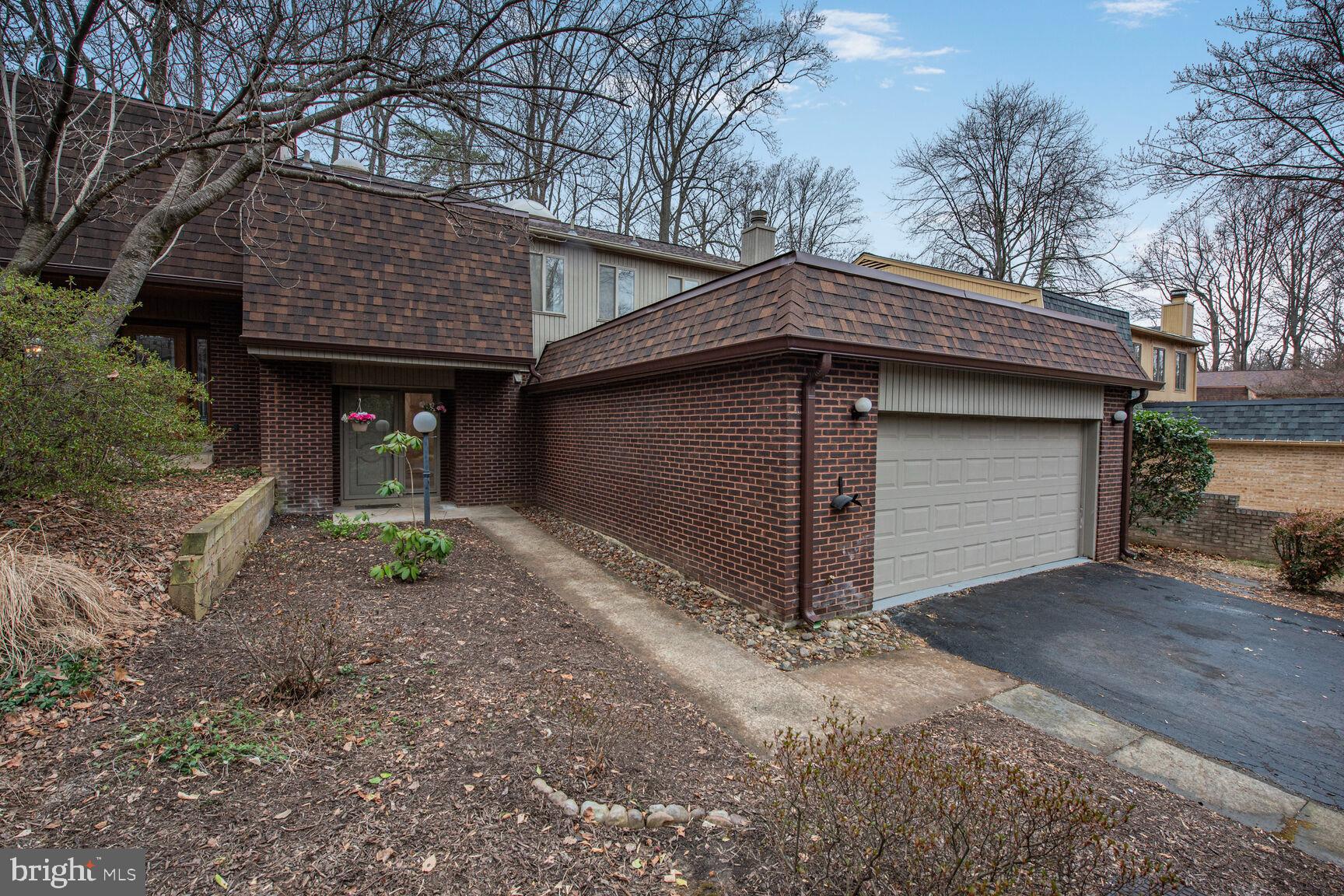 3613 DEVILWOOD COURT