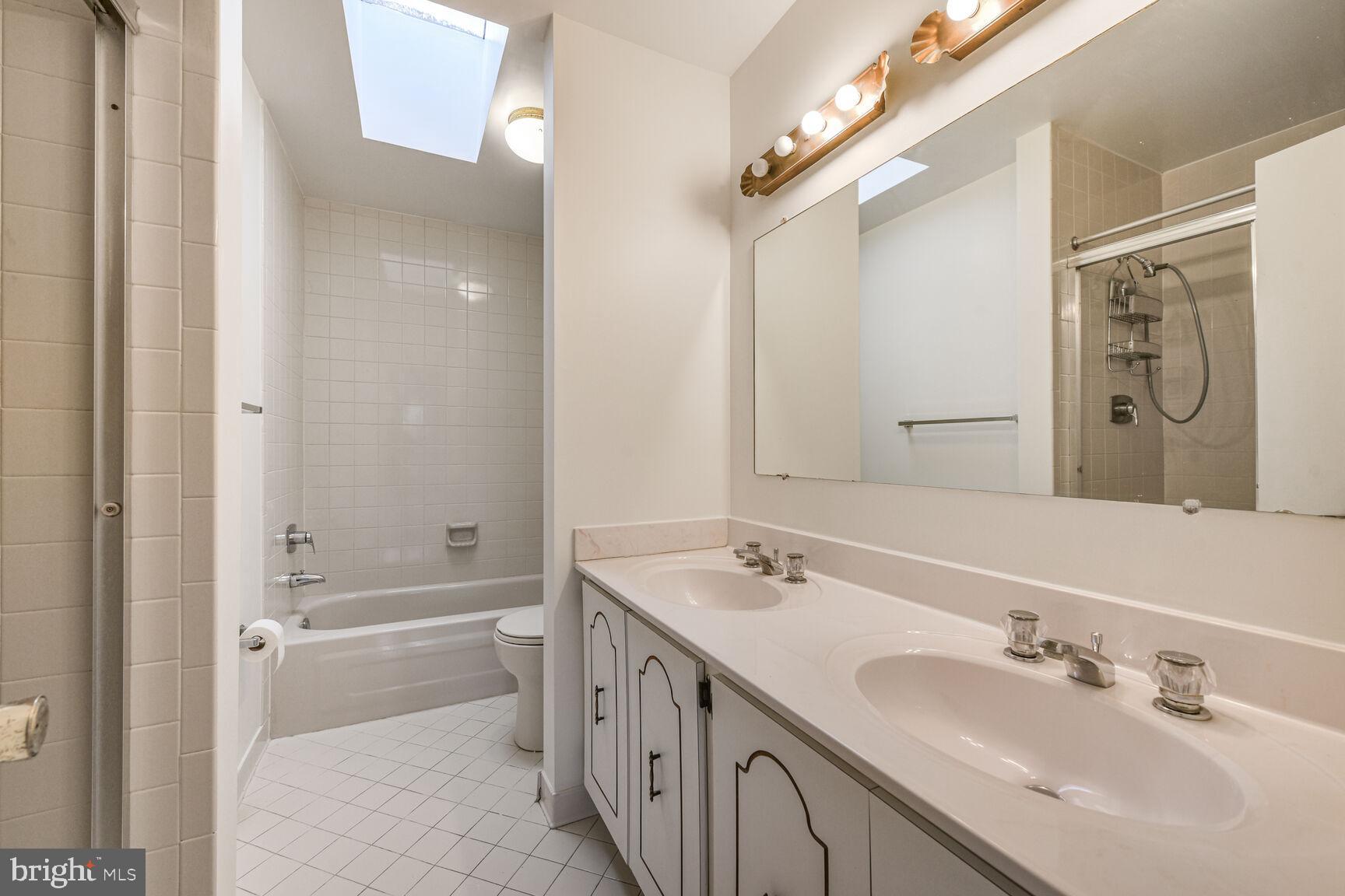 GREAT OAKS - Residential