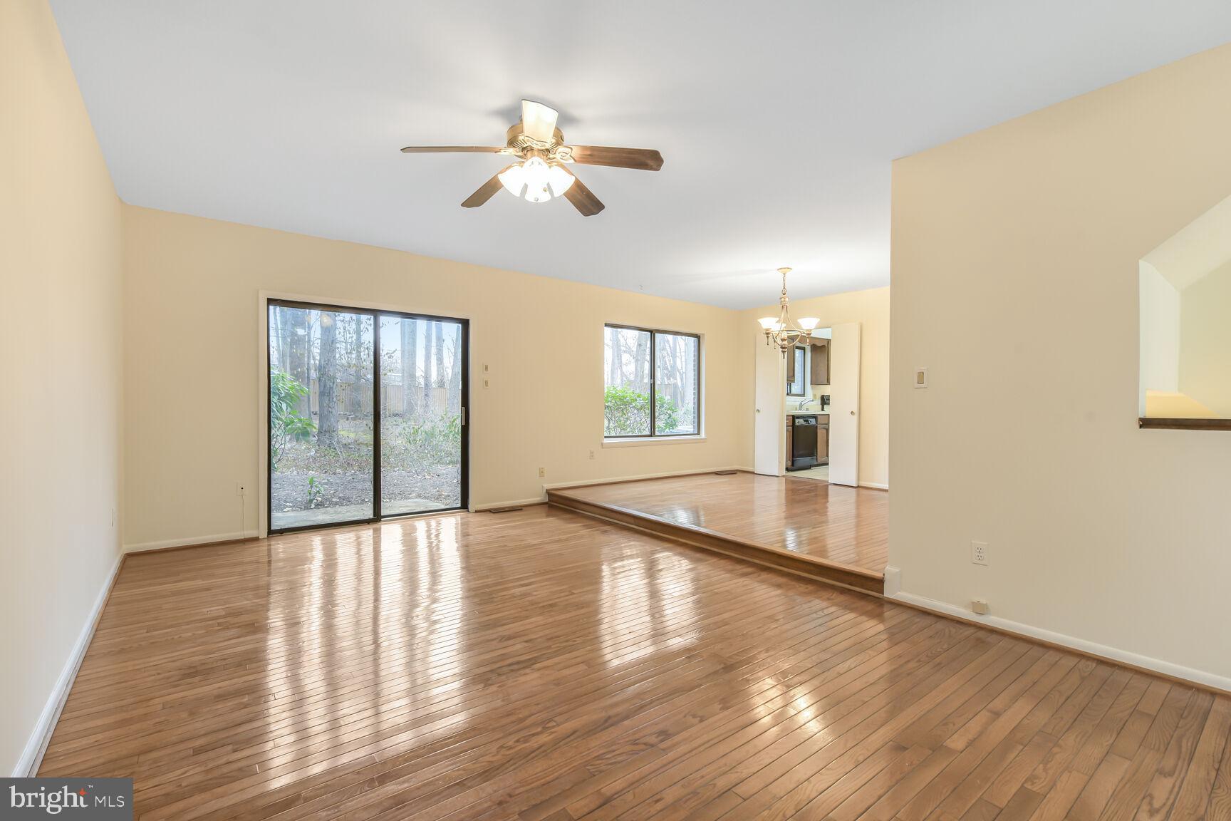 3613 DEVILWOOD COURT