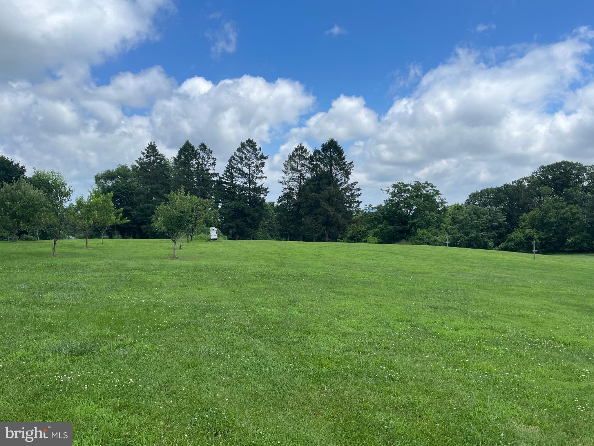 HIGH MEADOWS - Residential