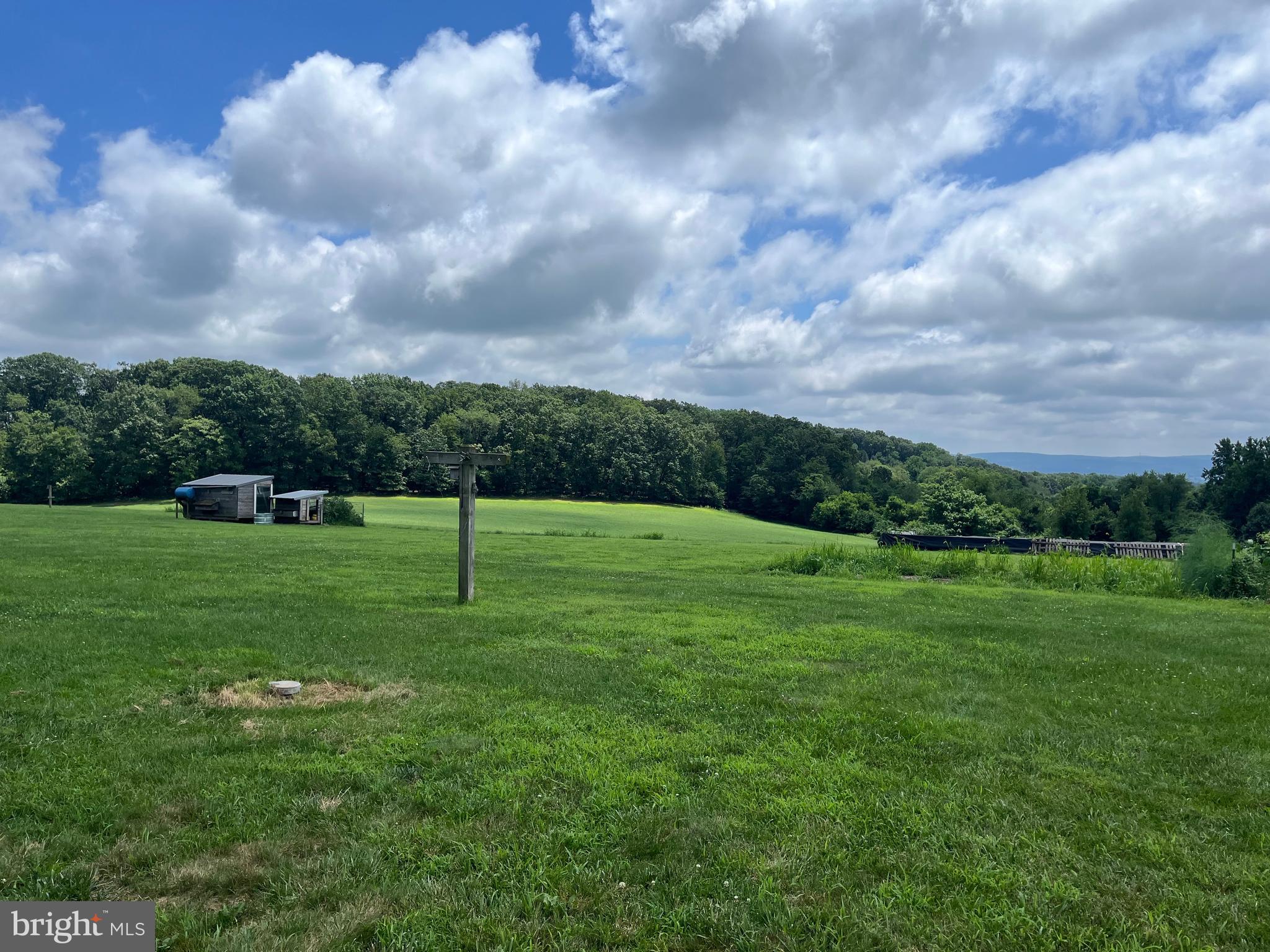 HIGH MEADOWS - Residential