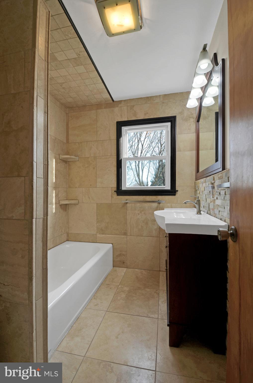 HIGH MEADOWS - Residential