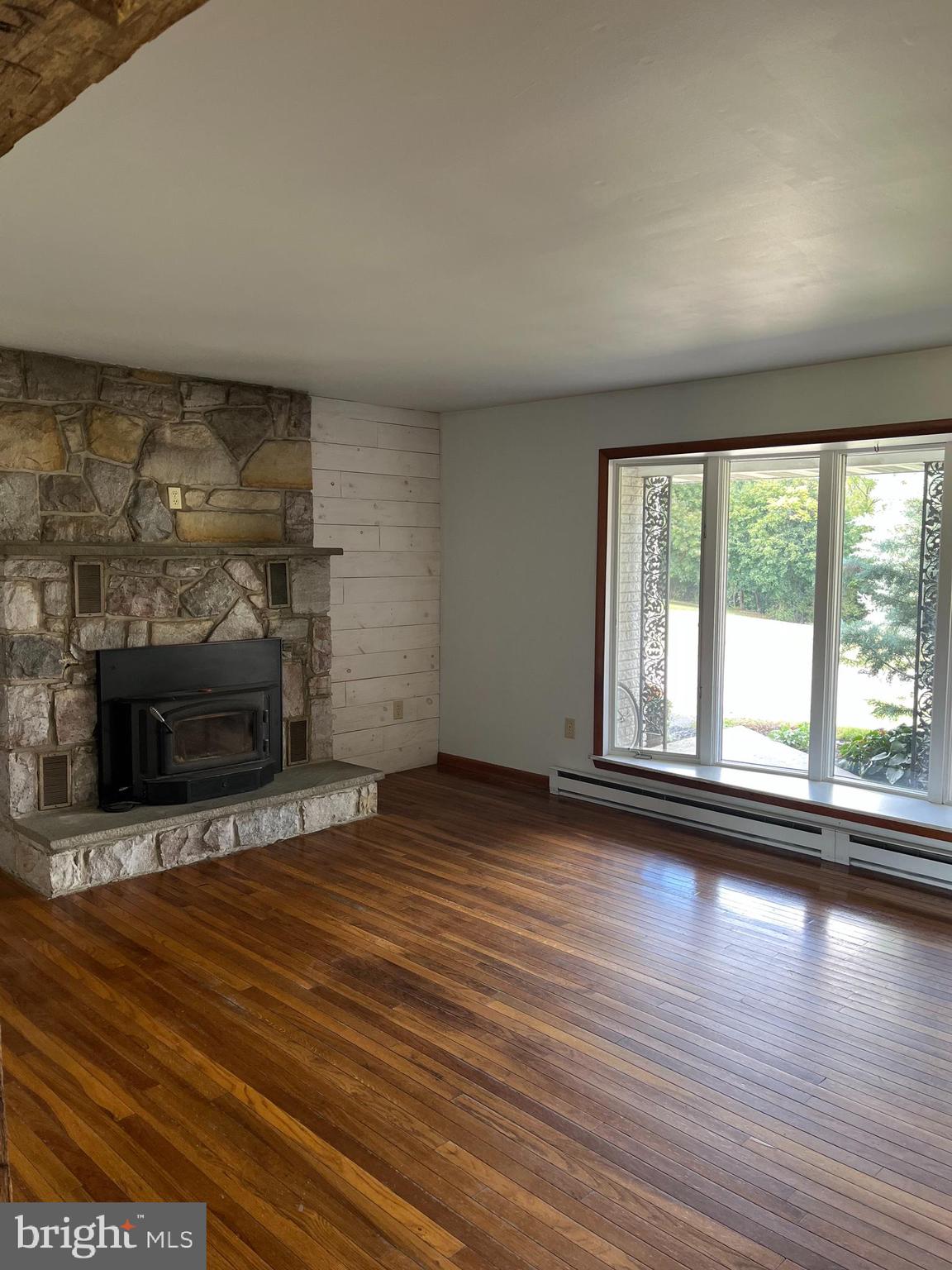 HIGH MEADOWS - Residential