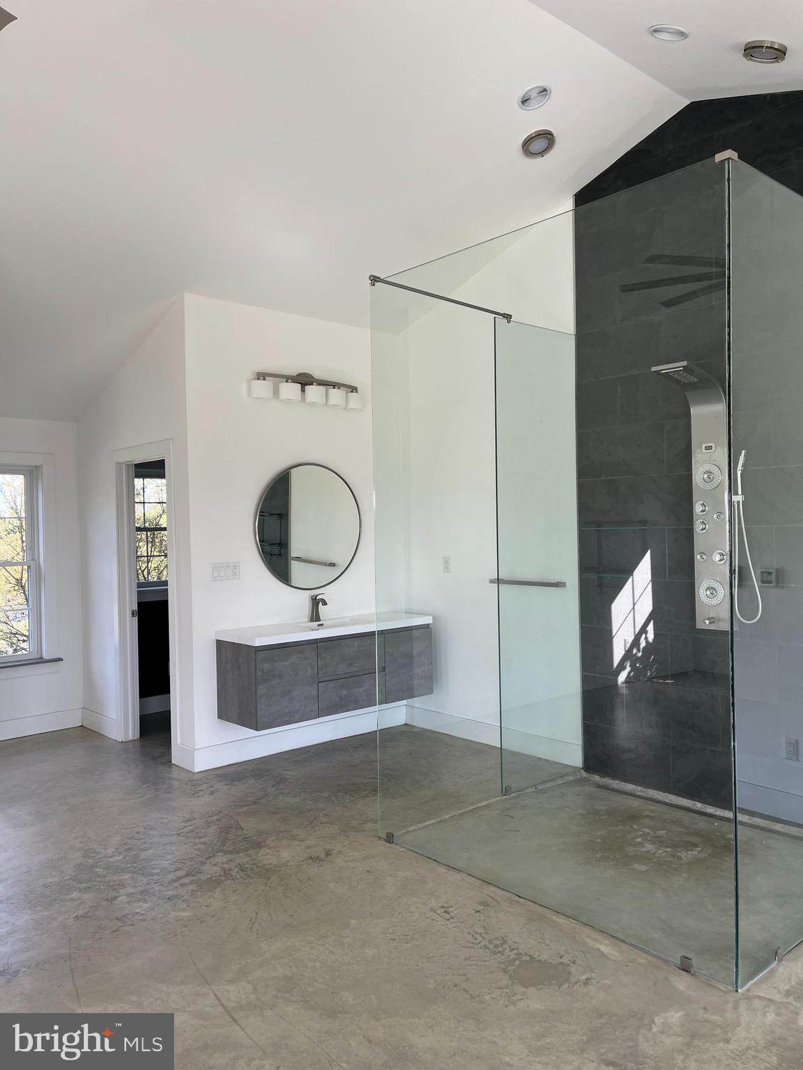 HIGH MEADOWS - Residential