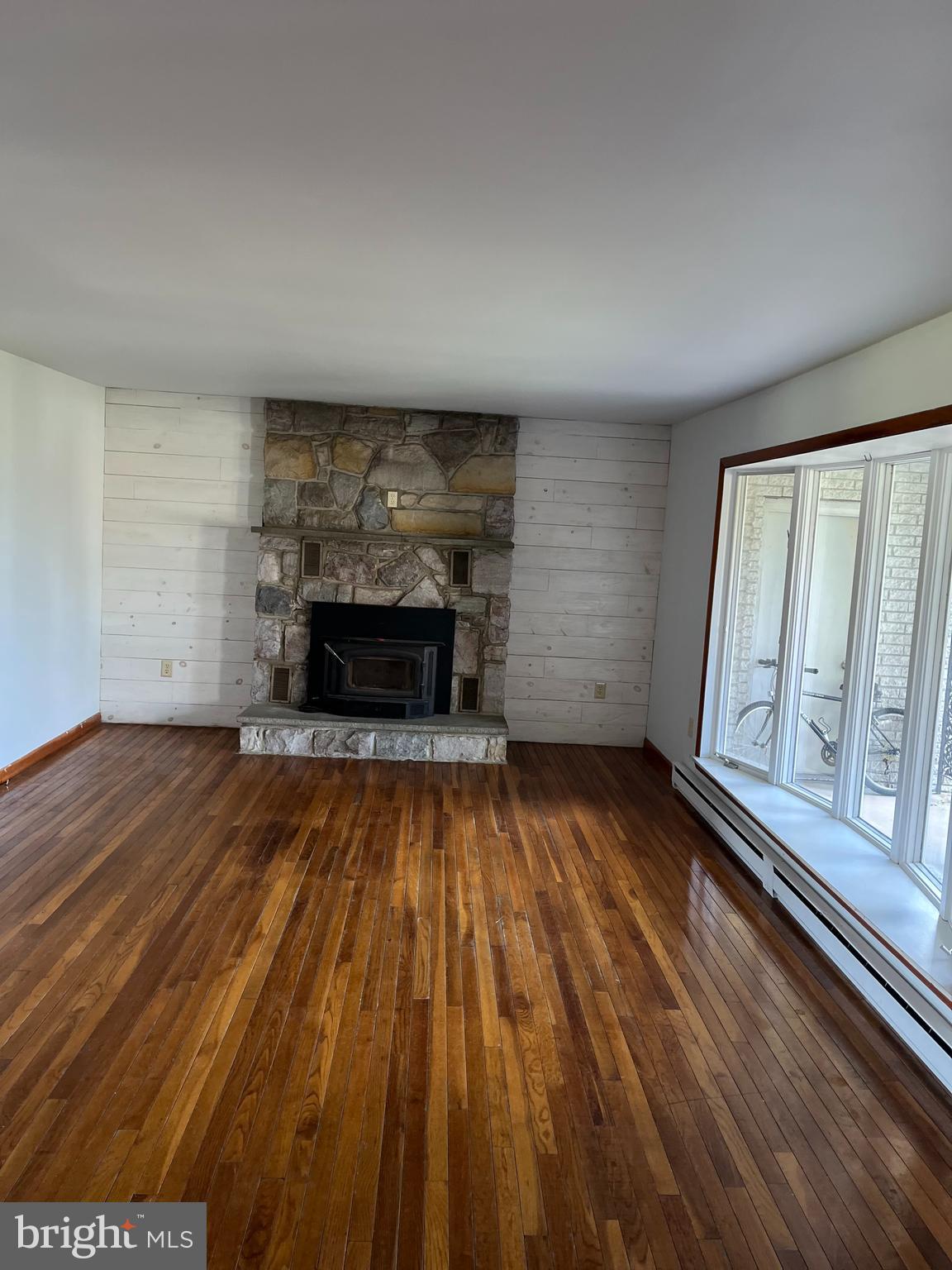 HIGH MEADOWS - Residential