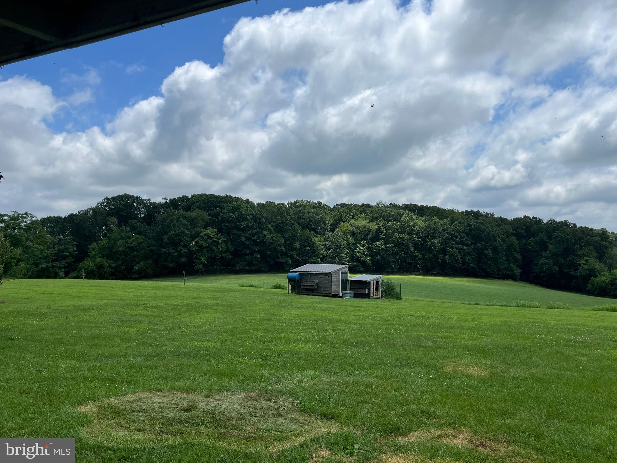 HIGH MEADOWS - Residential