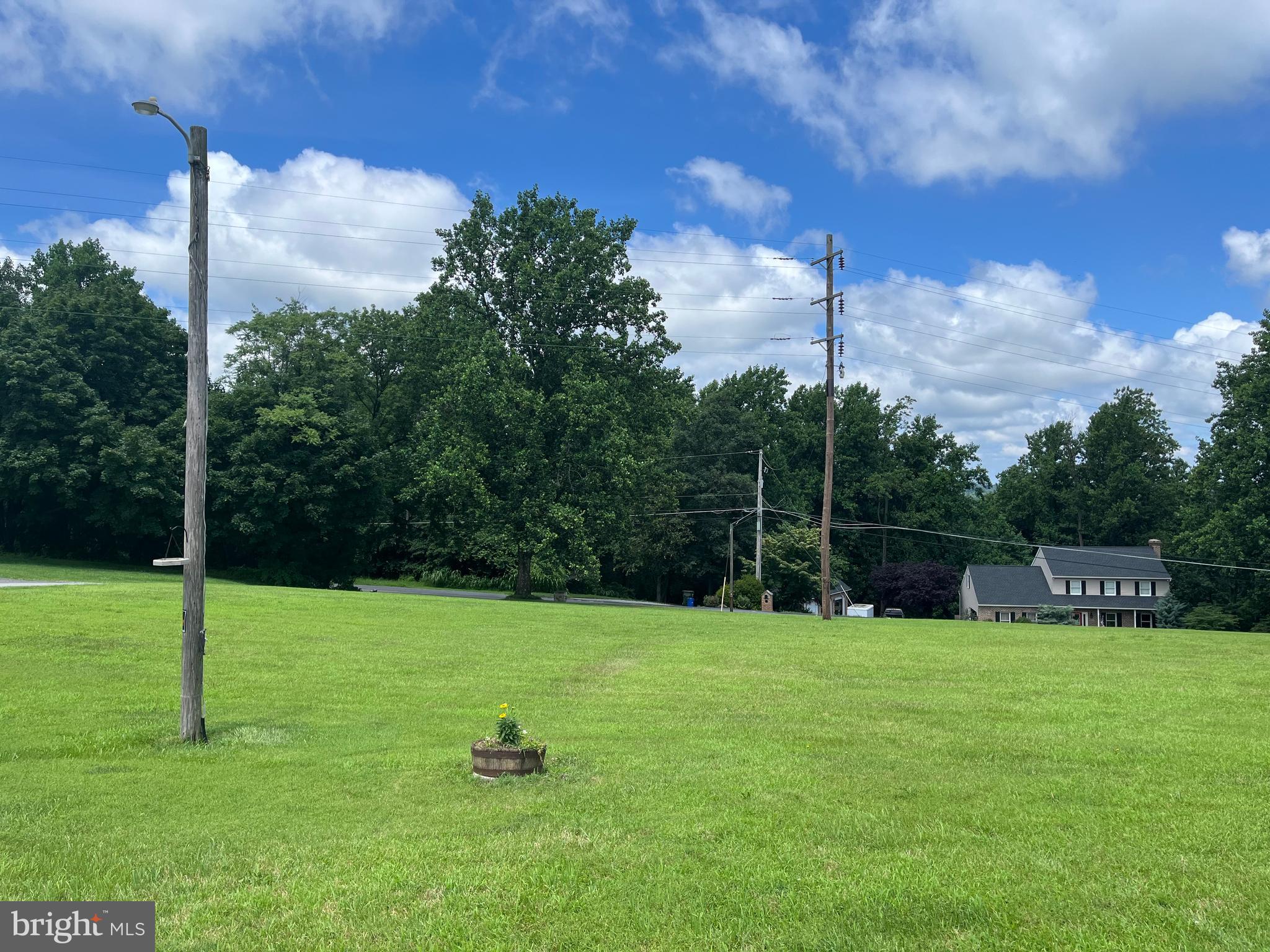 HIGH MEADOWS - Residential