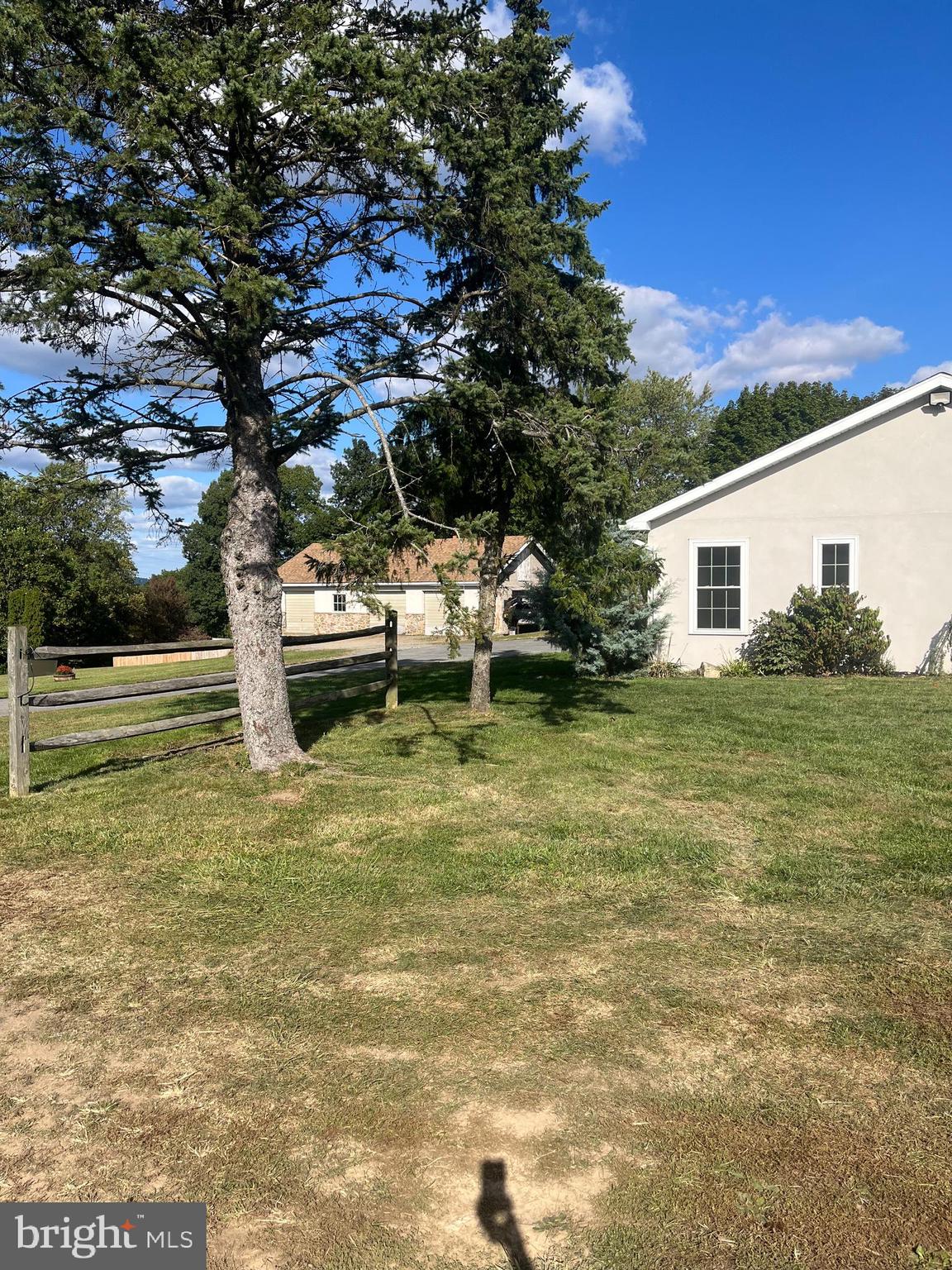 HIGH MEADOWS - Residential