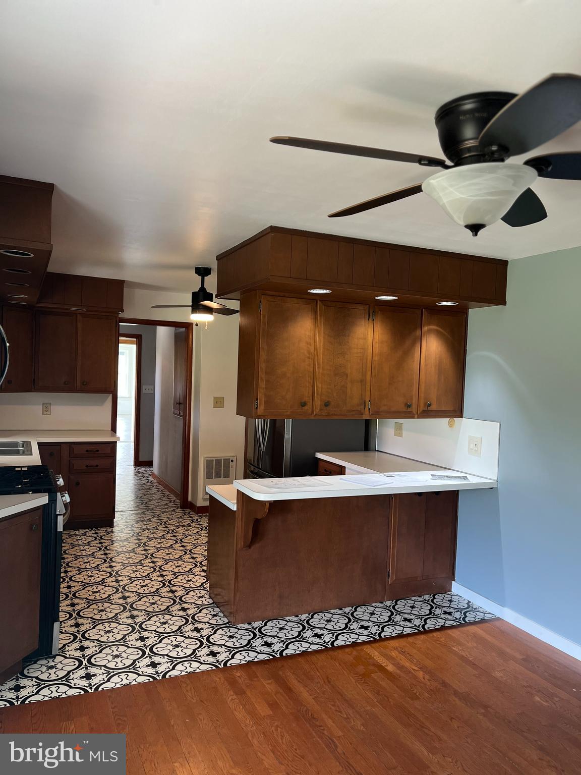 HIGH MEADOWS - Residential