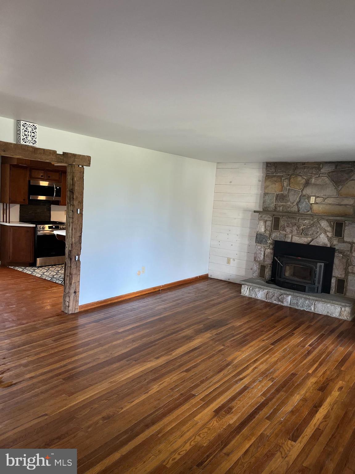 HIGH MEADOWS - Residential