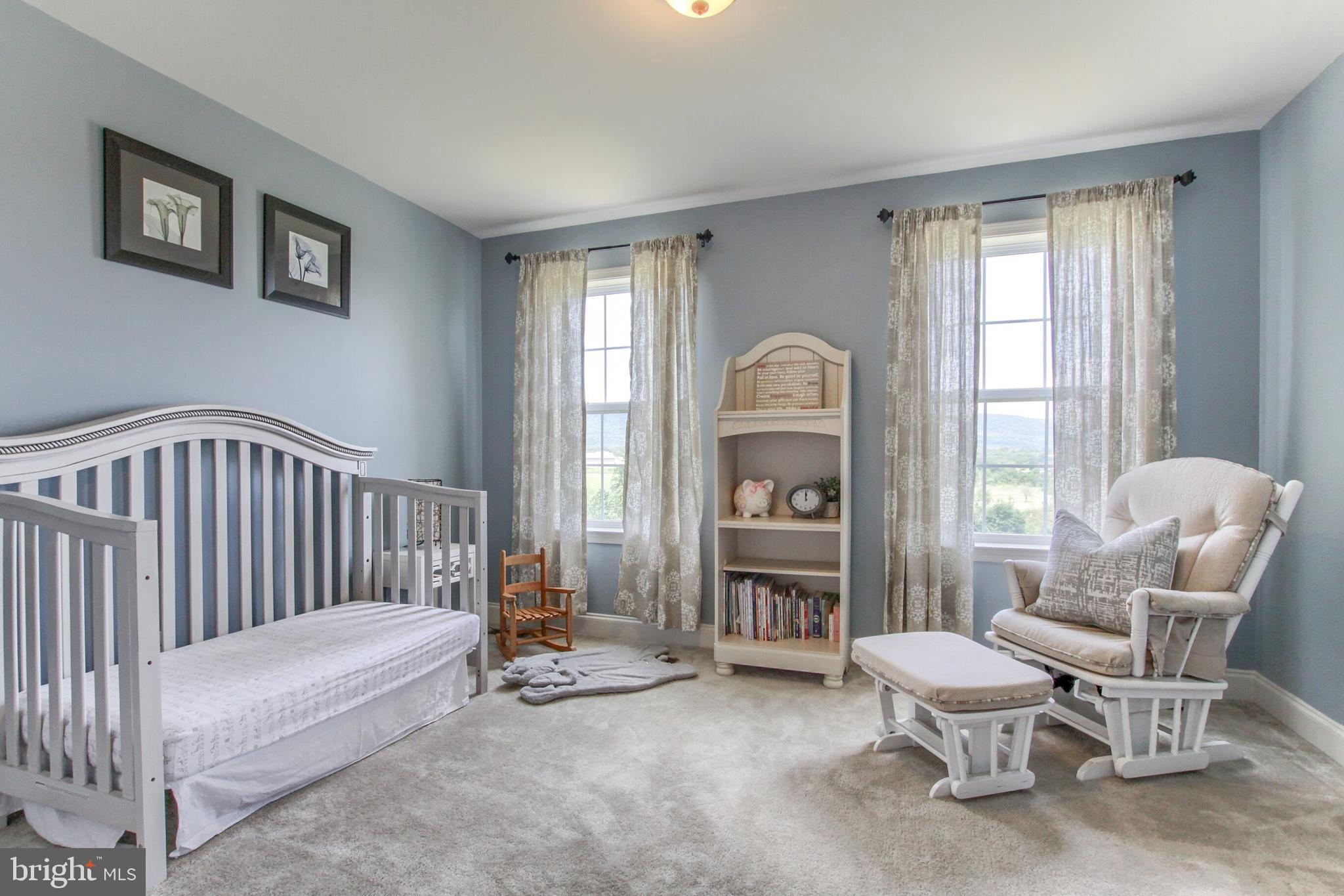 MOUNTAIN VIEW ESTATES - Residential