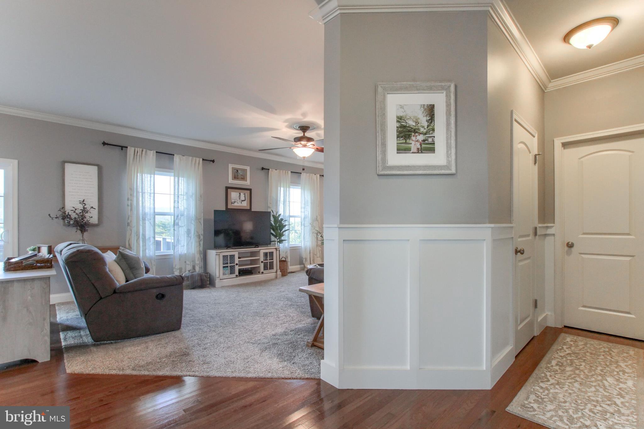 MOUNTAIN VIEW ESTATES - Residential