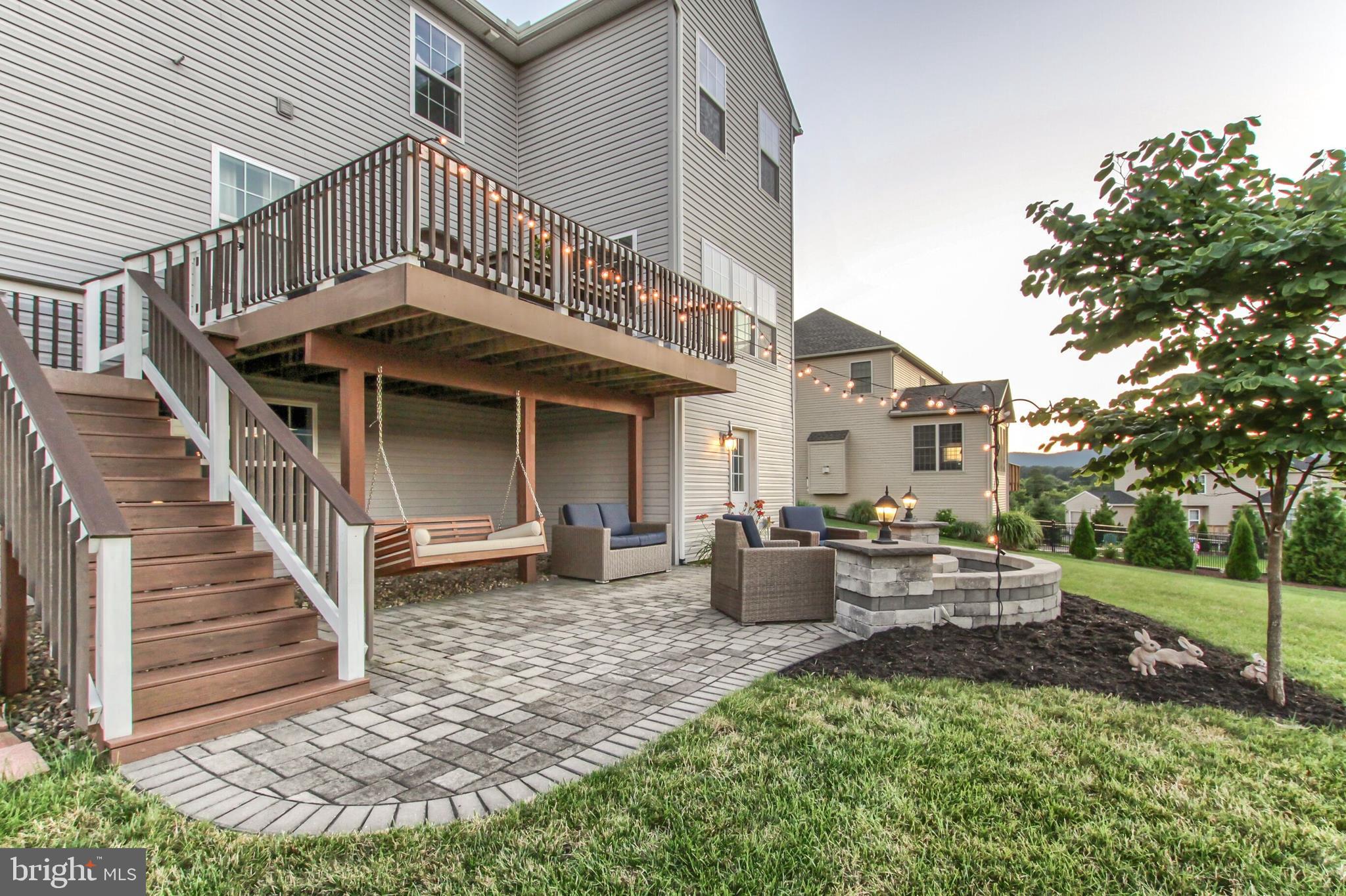 MOUNTAIN VIEW ESTATES - Residential