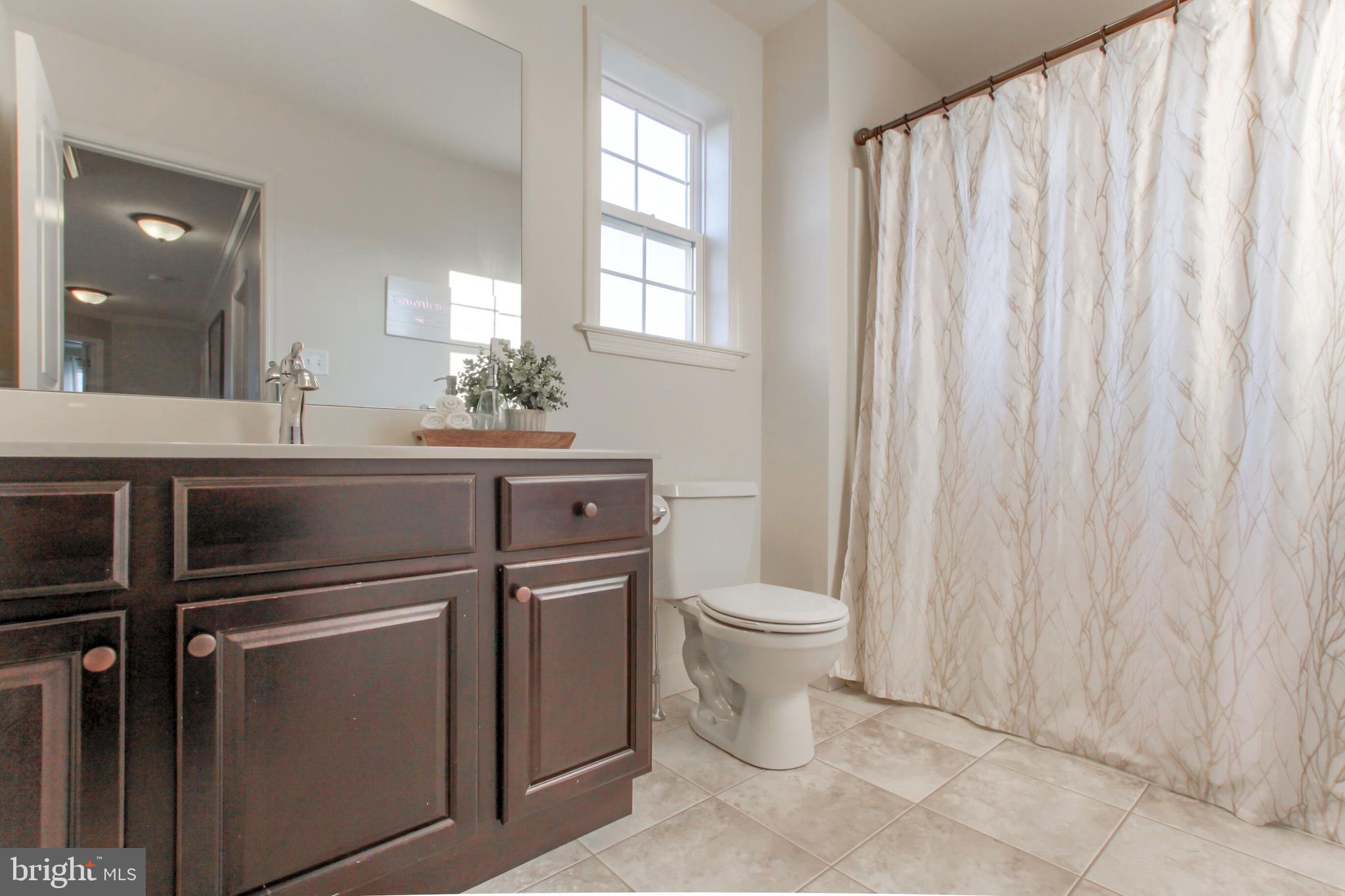 MOUNTAIN VIEW ESTATES - Residential