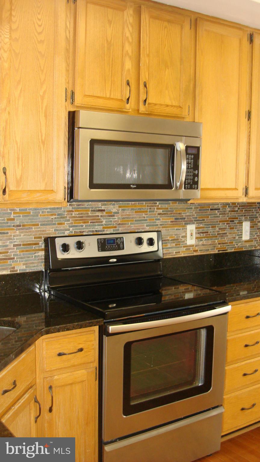 POTOMAC LAKES - Residential Lease