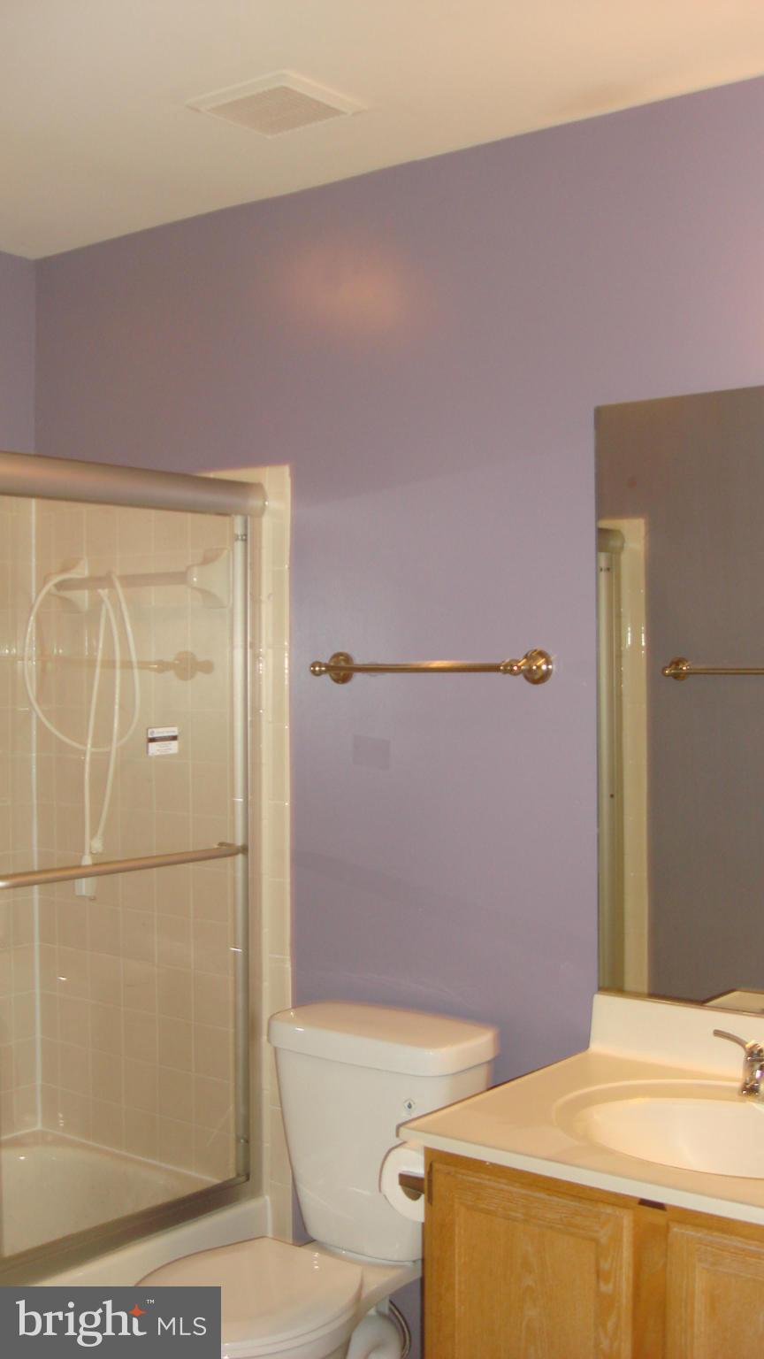 POTOMAC LAKES - Residential Lease