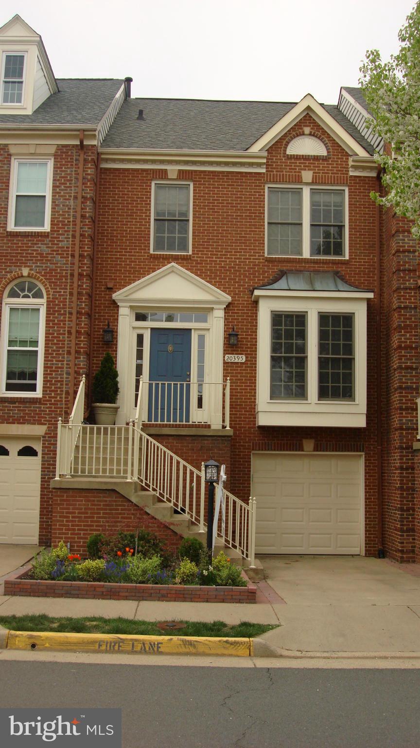 POTOMAC LAKES - Residential Lease