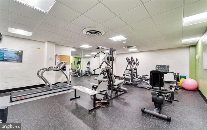 RIVIERA OF CHEVY CHASE - Residential Lease