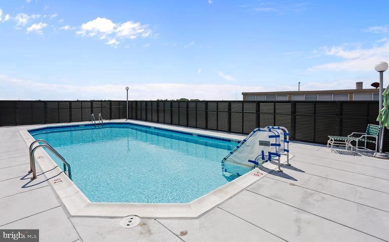 RIVIERA OF CHEVY CHASE - Residential Lease