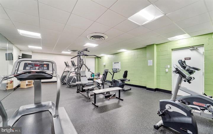 RIVIERA OF CHEVY CHASE - Residential Lease