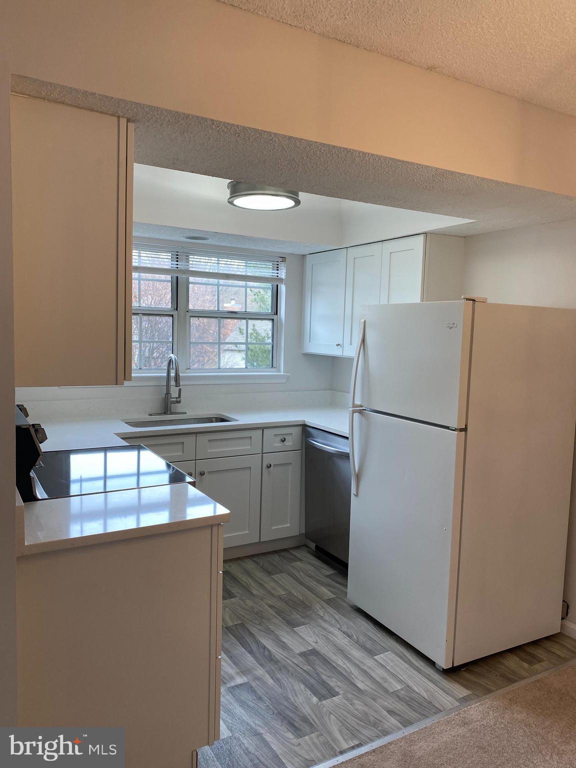 HEIGHTS AT PENDERBROOK - Residential Lease