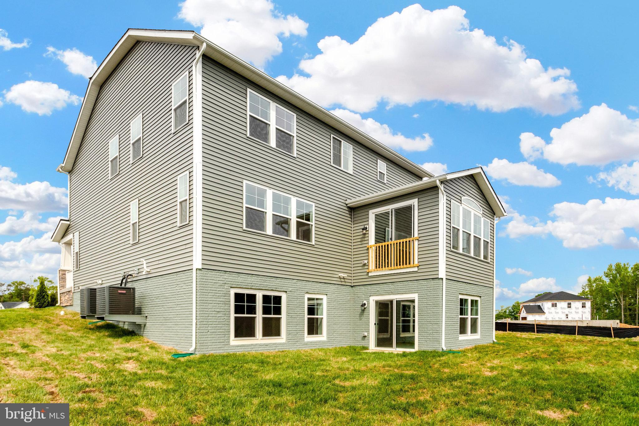 WHITE OAK - Residential