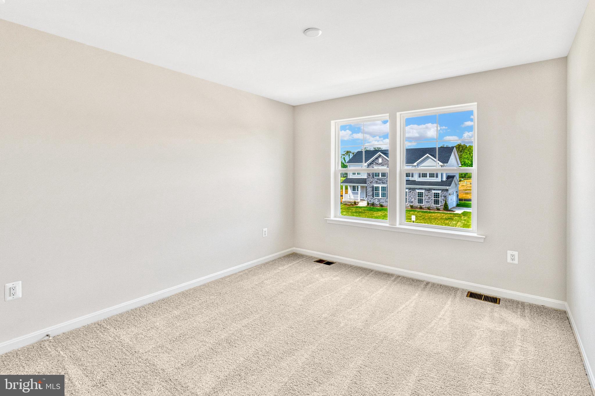 WHITE OAK - Residential