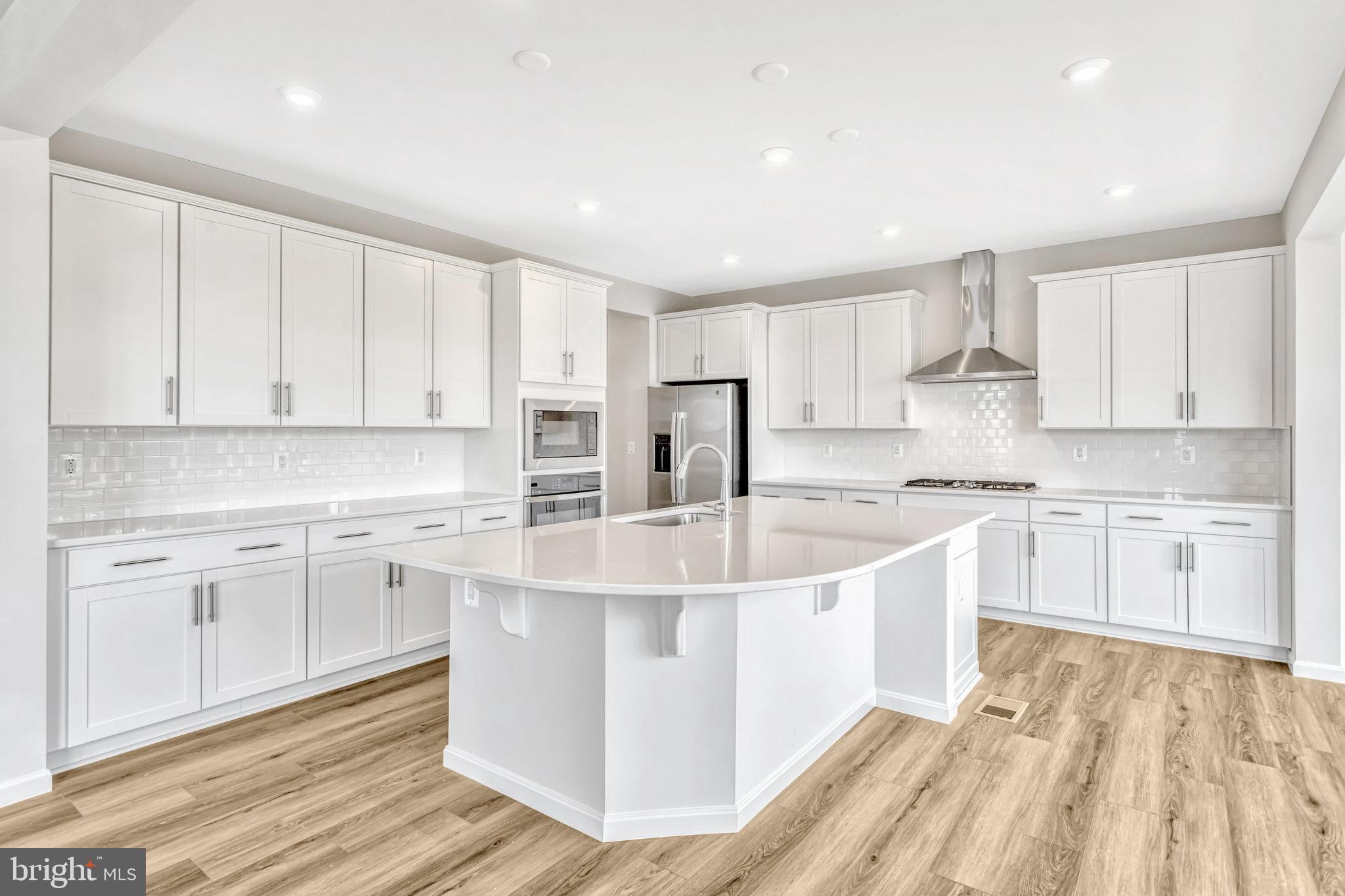 WHITE OAK - Residential