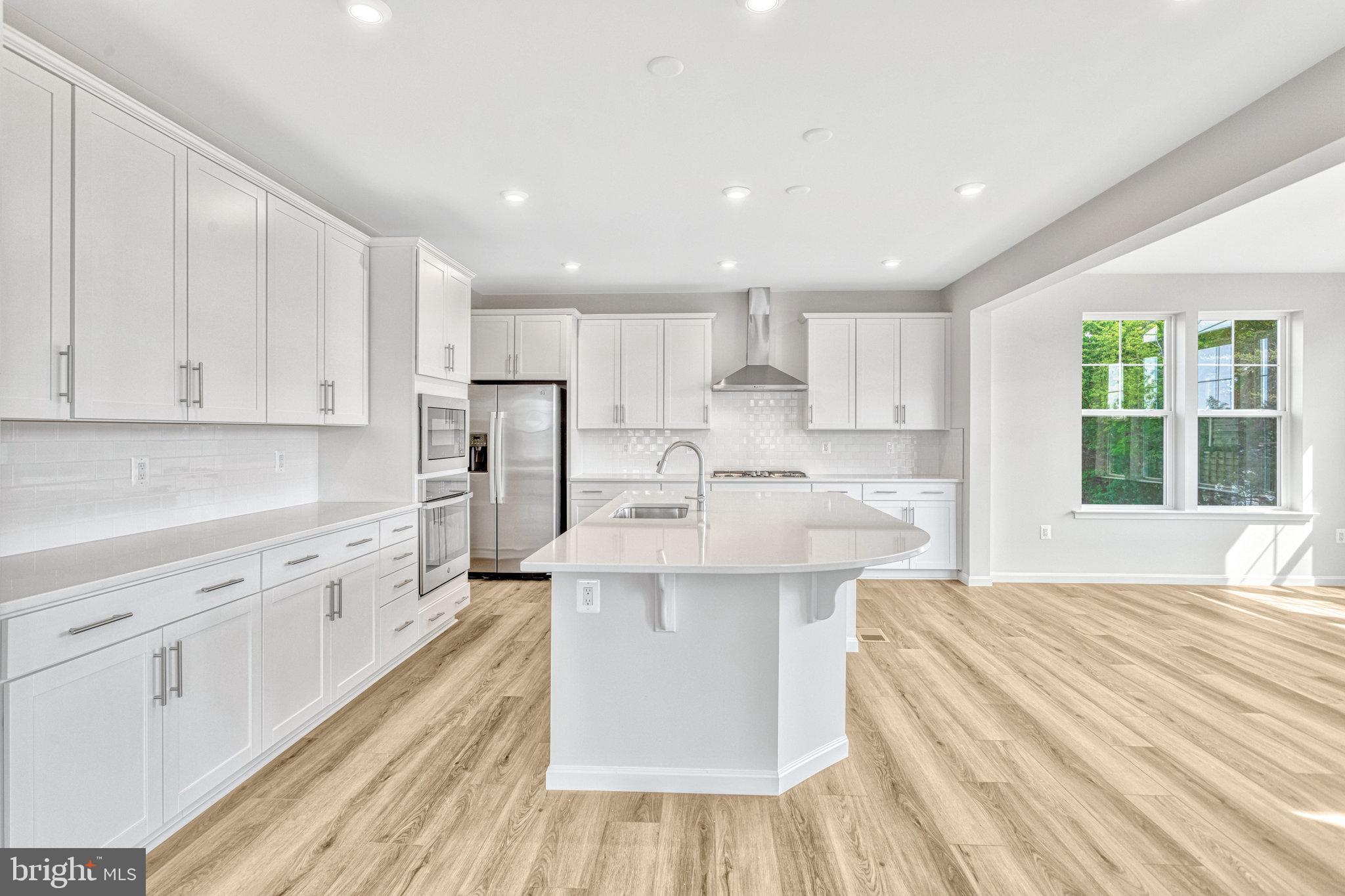 WHITE OAK - Residential