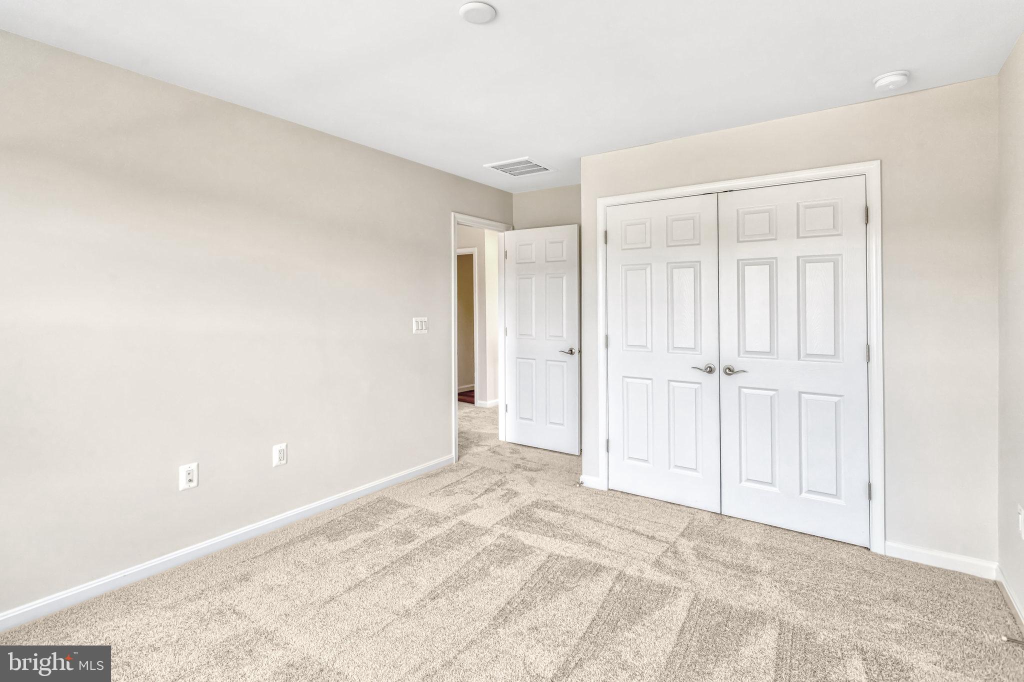 WHITE OAK - Residential