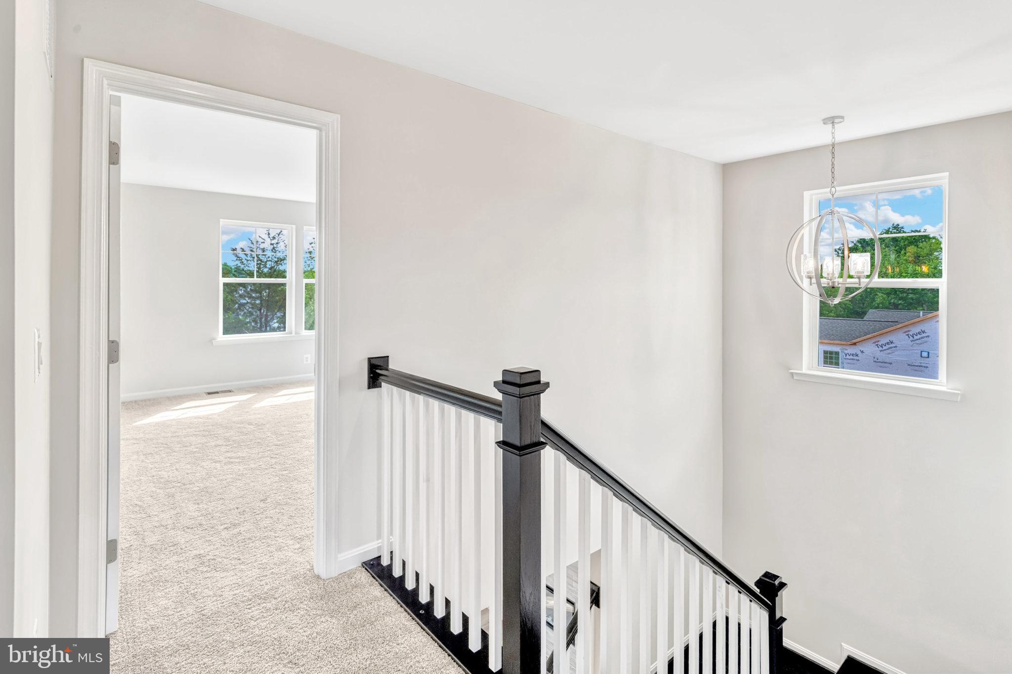 WHITE OAK - Residential